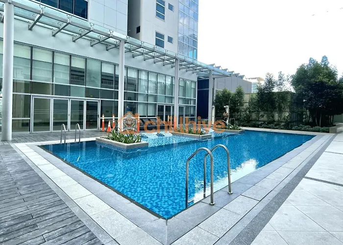 Elegant Bgc Across Mitsukoshi Mall #upt27p *