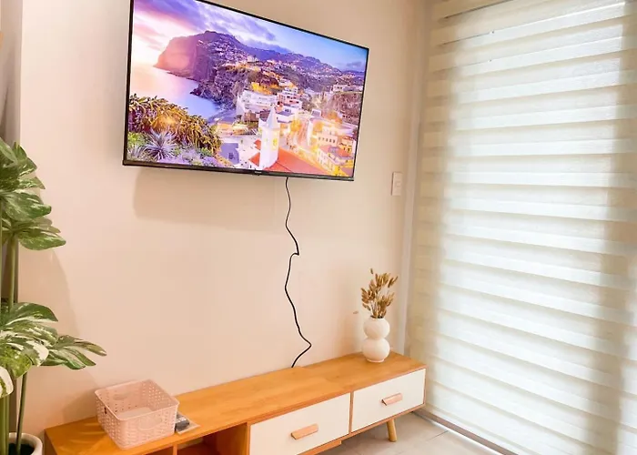 Elegant Bgc Across Mitsukoshi Mall #upt27p Holiday home